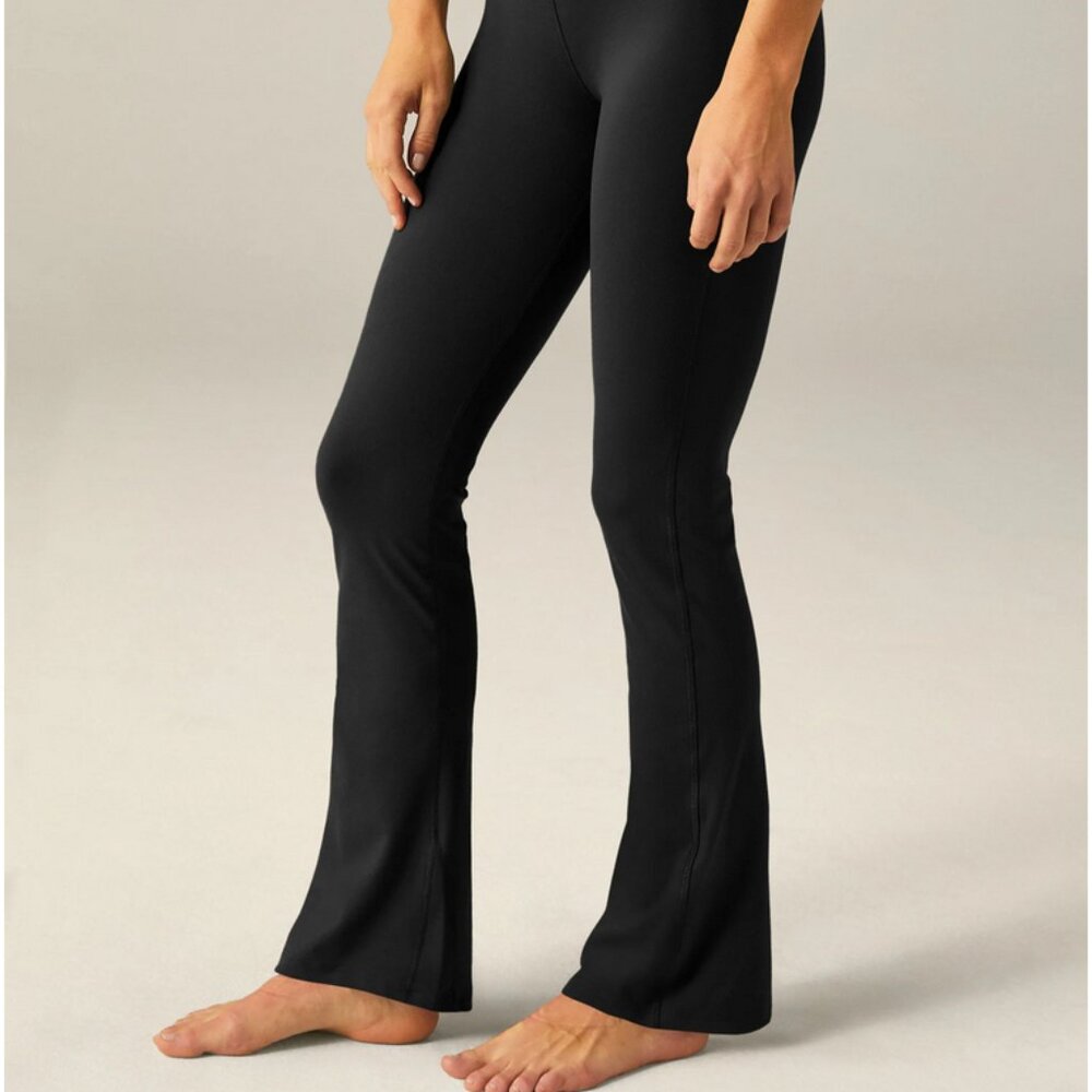 NWT | POWERBEYOND™ Strive Bootcut Pant | Sz L